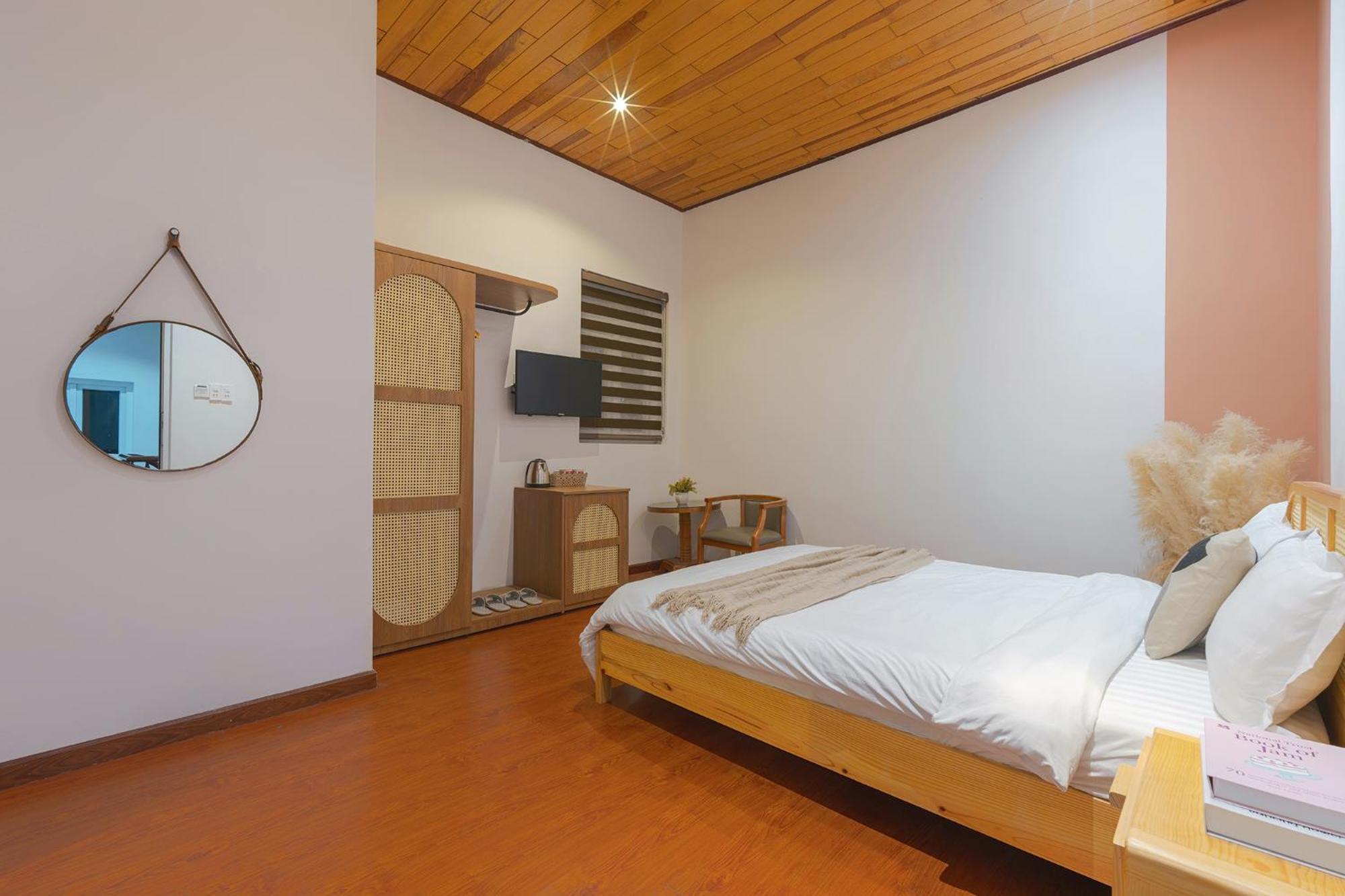 Green Meadow Central Da Lat - O'Tel Room photo